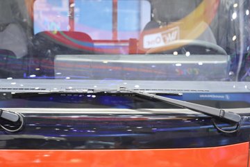 ���桤��X7 4.1L���� 200���� ��ʿ��8�� 5.8���Ű������ῨͼƬ