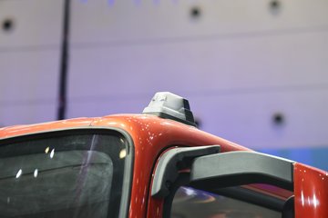 ���桤��X7 4.1L���� 200���� ��ʿ��8�� 5.8���Ű������ῨͼƬ