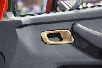 ���桤��X7 4.1L���� 200���� ��ʿ��8�� 5.8���Ű������ῨͼƬ