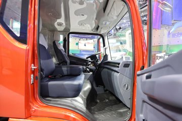 ���桤��X7 4.1L���� 200���� ��ʿ��8�� 5.8���Ű������ῨͼƬ