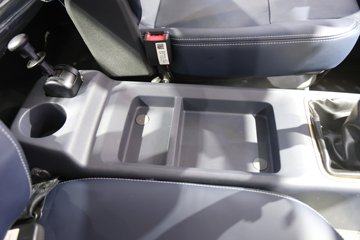 ���桤��X7 4.1L���� 200���� ��ʿ��8�� 5.8���Ű������ῨͼƬ