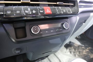 ���桤��X7 4.1L���� 200���� ��ʿ��8�� 5.8���Ű������ῨͼƬ