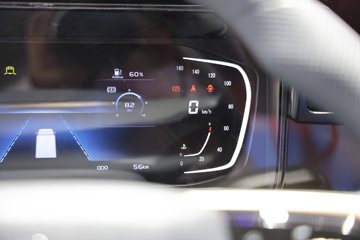 ���桤��X7 4.1L���� 200���� ��ʿ��8�� 5.8���Ű������ῨͼƬ