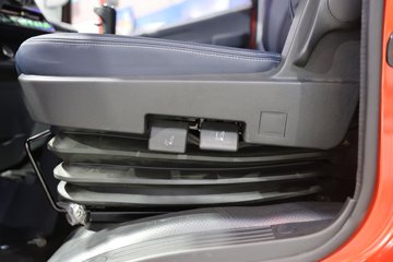 ���桤��X7 4.1L���� 200���� ��ʿ��8�� 5.8���Ű������ῨͼƬ