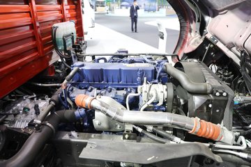 ���桤��X7 4.1L���� 200���� ��ʿ��8�� 5.8���Ű������ῨͼƬ