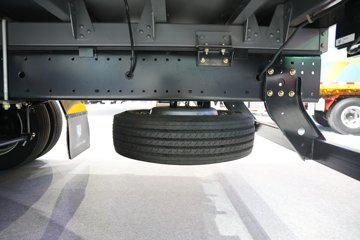 ���桤��X7 4.1L���� 200���� ��ʿ��8�� 5.8���Ű������ῨͼƬ