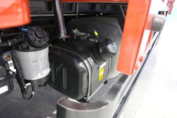 ���桤��X7 4.1L���� 200���� ��ʿ��8�� 5.8���Ű������ῨͼƬ