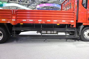 ���桤��X7 4.1L���� 200���� ��ʿ��8�� 5.8���Ű������ῨͼƬ