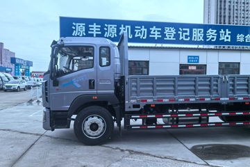 �й�����HOWO G5X 240���� 4X2 6.75�������ػ���ͼƬ