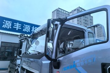 �й�����HOWO G5X 240���� 4X2 6.75�������ػ���ͼƬ