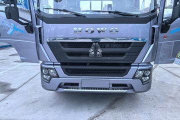 �й�����HOWO G5X 240���� 4X2 6.75�������ػ���ͼƬ