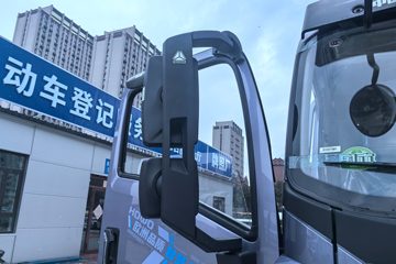 �й�����HOWO G5X 240���� 4X2 6.75�������ػ���ͼƬ