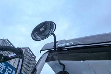 �й�����HOWO G5X 240���� 4X2 6.75�������ػ���ͼƬ