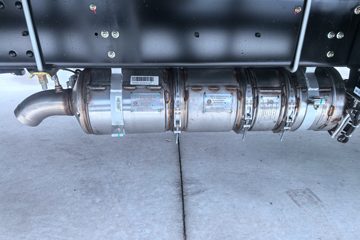 �й�����HOWO G5X 240���� 4X2 6.75�������ػ���ͼƬ