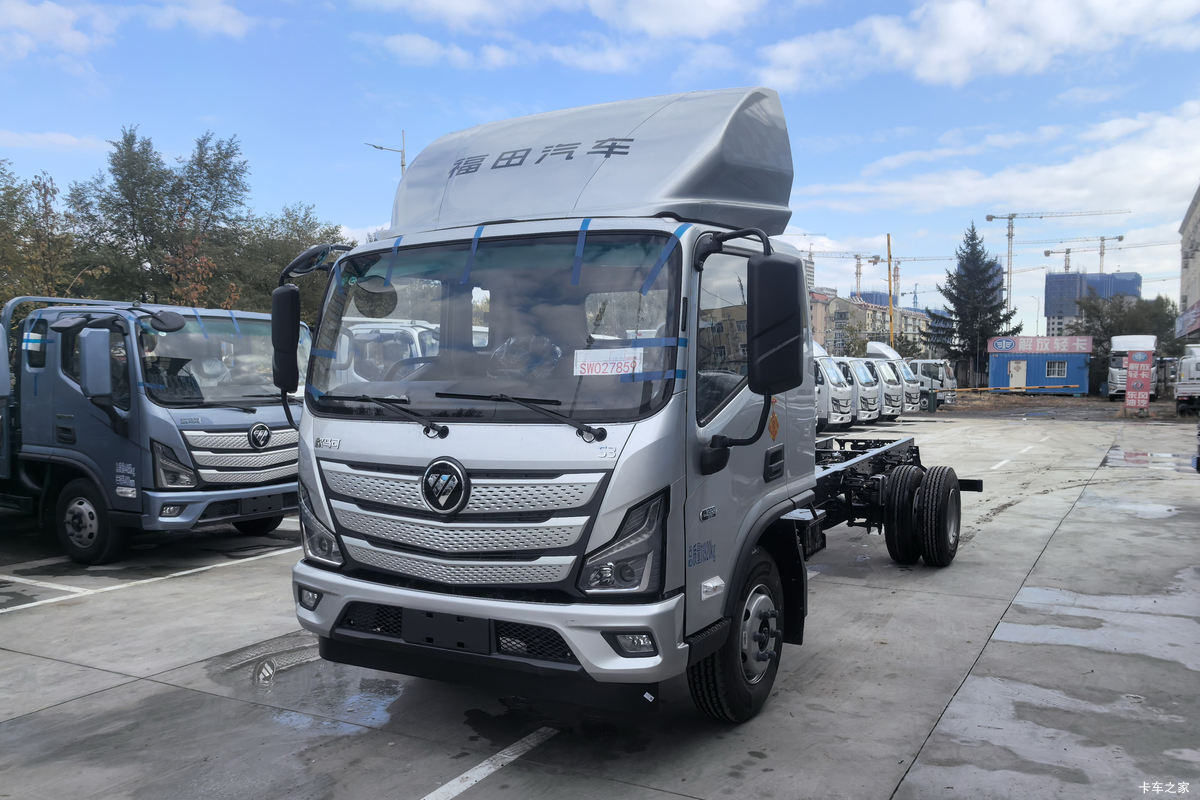 福田 欧马可S3 快运版 170马力 5.25米排半厢式载货车