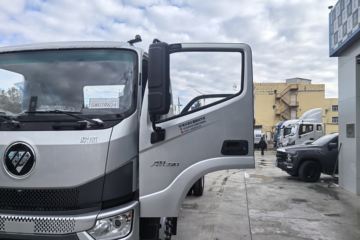 ���� ŷ��ARϵ 220���� 4X2 6.8����ʽ�ػ���ͼƬ