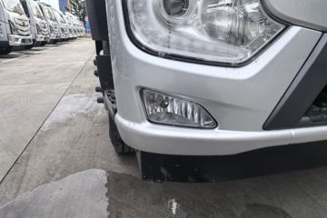 ���� ŷ��ARϵ 220���� 4X2 6.8����ʽ�ػ���ͼƬ