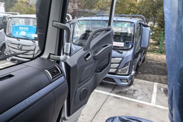 ���� ŷ��ARϵ 220���� 4X2 6.8����ʽ�ػ���ͼƬ