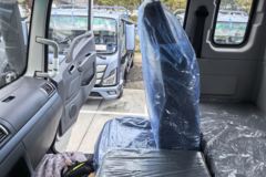 福田 欧航AR系 220马力 4X2 6.8米厢式载货车 福田 欧航AR系 220马力 4X2 6.8米厢式载货车