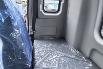 ���� ŷ��ARϵ 220���� 4X2 6.8����ʽ�ػ���ͼƬ