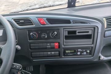 ���� ŷ��ARϵ 220���� 4X2 6.8����ʽ�ػ���ͼƬ