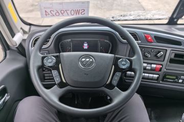 ���� ŷ��ARϵ 220���� 4X2 6.8����ʽ�ػ���ͼƬ