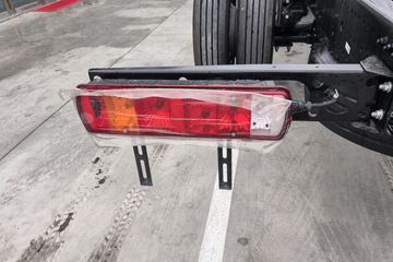 ���� ŷ��ARϵ 220���� 4X2 6.8����ʽ�ػ���ͼƬ