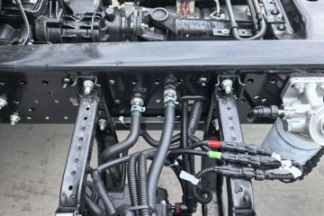 ���� ŷ��ARϵ 220���� 4X2 6.8����ʽ�ػ���ͼƬ