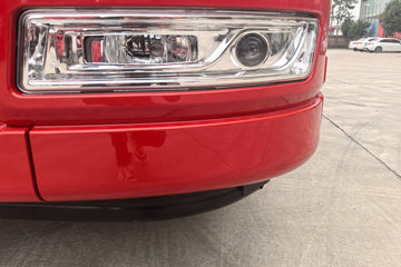 ���������콢KX ����ҫ�� 15.5L LNG 630���� 6X4 ����14�� ǣ����ͼƬ
