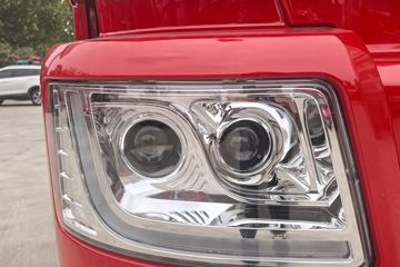 ���������콢KX ����ҫ�� 15.5L LNG 630���� 6X4 ����14�� ǣ����ͼƬ