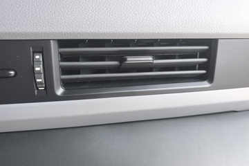 ���������콢KX ����ҫ�� 15.5L LNG 630���� 6X4 ����14�� ǣ����ͼƬ