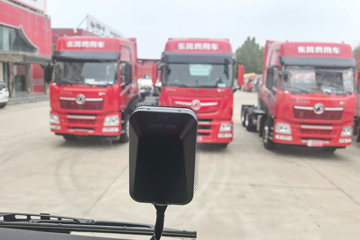 ���������콢KX ����ҫ�� 15.5L LNG 630���� 6X4 ����14�� ǣ����ͼƬ