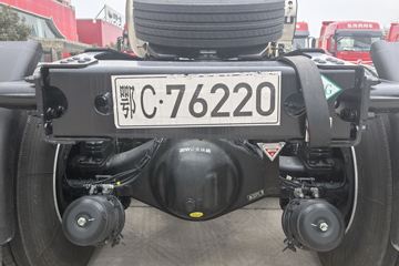���������콢KX ����ҫ�� 15.5L LNG 630���� 6X4 ����14�� ǣ����ͼƬ