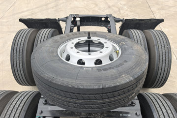 ���������콢KX ����ҫ�� 15.5L LNG 630���� 6X4 ����14�� ǣ����ͼƬ