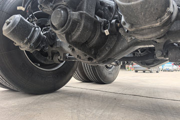 ���������콢KX ����ҫ�� 15.5L LNG 630���� 6X4 ����14�� ǣ����ͼƬ