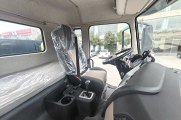 ��������KL ������ 6X4 ���綯ǣ���� ����ʱ��400kWhͼƬ