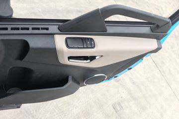 ��������KL ������ 6X4 ���綯ǣ���� ����ʱ��400kWhͼƬ