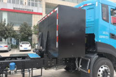 东风天龙KL 豪华版 6X4 纯电动牵引车 宁德时代400kWh