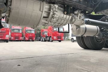 ��������KL ������ 6X4 ���綯ǣ���� ����ʱ��400kWhͼƬ