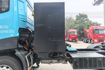 ��������KL ������ 6X4 ���綯ǣ���� ����ʱ��400kWhͼƬ