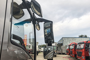 ����HOWO���� 2025�� 2.3L���� 148���� �й�����8�� 4.15�׵�����ʽ�ῨͼƬ