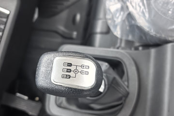 ����HOWO���� 2025�� 2.3L���� 148���� �й�����8�� 4.15�׵�����ʽ�ῨͼƬ