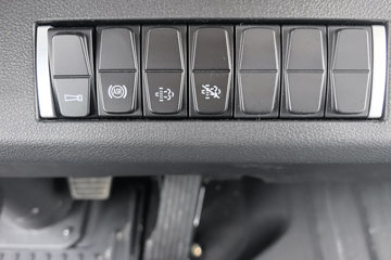 ����HOWO���� 2025�� 2.3L���� 148���� �й�����8�� 4.15�׵�����ʽ�ῨͼƬ