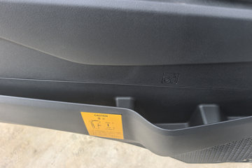 ����HOWO���� 2025�� 2.3L���� 148���� �й�����8�� 4.15�׵�����ʽ�ῨͼƬ