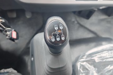 ���縣��F6 155���� 4X2 ƽ�����䳵ͼƬ