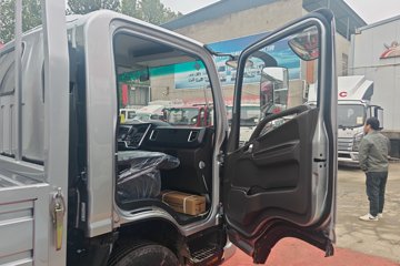 ���� ����A6 2L CNG 150���� ����6�� 4.18�׵��������ῨͼƬ