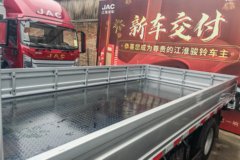 江淮 骏铃A6 2L CNG 150马力 星瑞6档 4.18米单排栏板轻卡