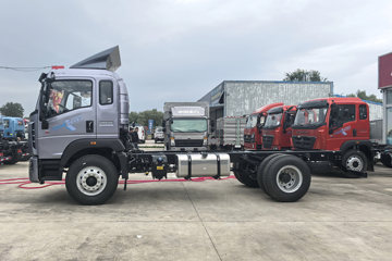 ����HOWO G5X 4.6L���� 240���� 4X2 �й�����10�� 5.2���Ű������ػ���ͼƬ