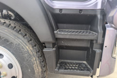 重汽HOWO G5X 4.6L柴油 240马力 4X2 中国重汽10档 5.2米排半栏板载货车