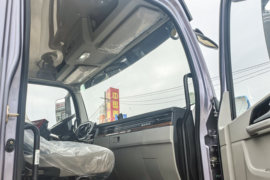 G5X&nbsp;载货车驾驶室                                               图片